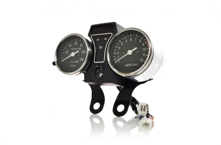 Панель приладів  Alpha  електронний тахометр, 120 км/год