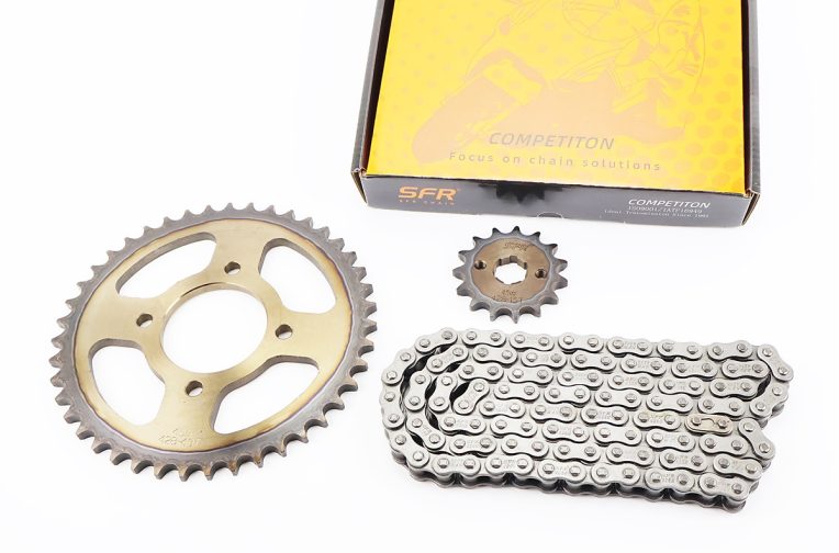 Звезды, цепь к-кт ZS125J-428H-116L+43T+15T “каленая” (в коробке)