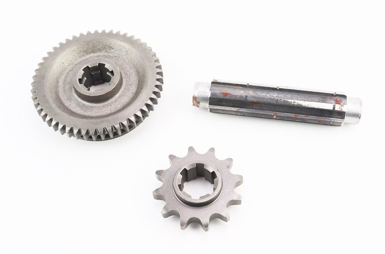Редуктор фрези R175/180N/190N/195N – Вал первинний + зірка Z-12 + Шестерня Z-49 101-2