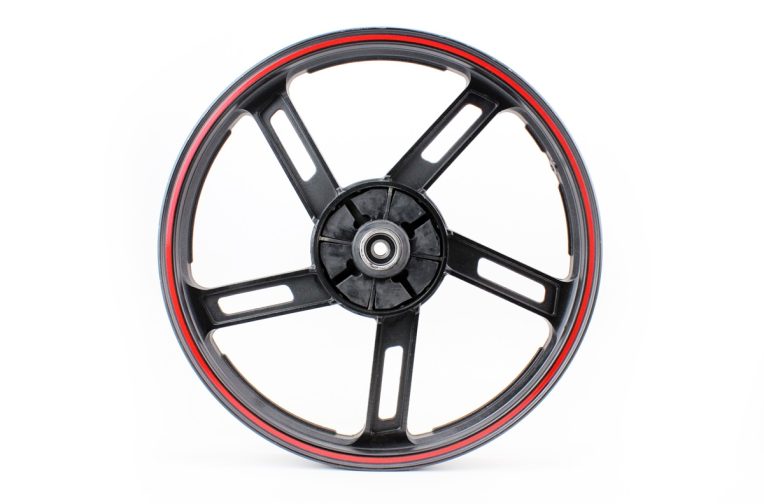 Диск колісний задній литий 18Х1,85 (під гумки) “промені”, ЧОРНИЙ (вісь 15мм)