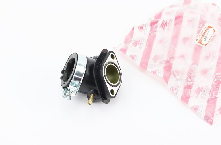 Патрубок карбюратора