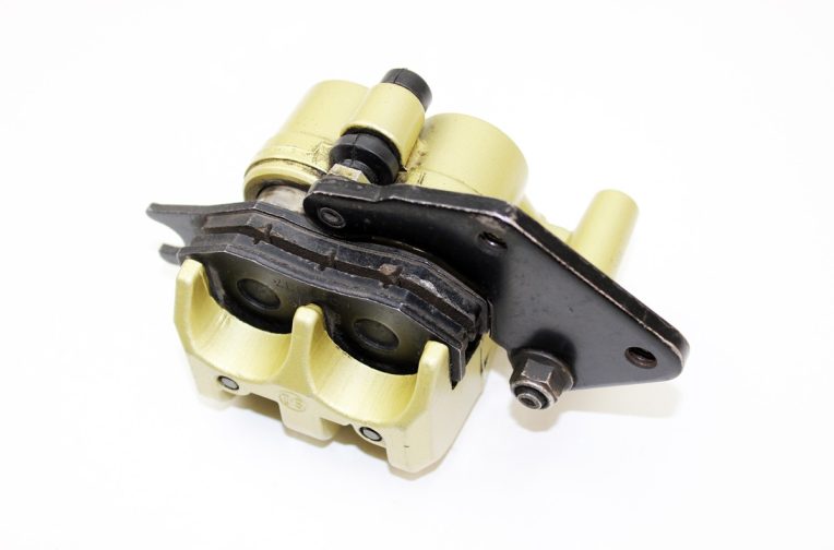 F5 Гальмівний супорт задньої системи