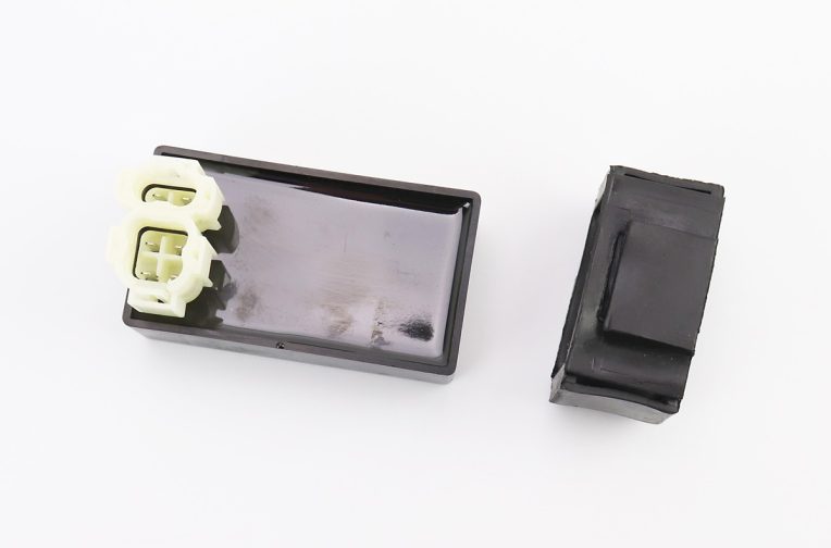 V200-R2 Коммутатор