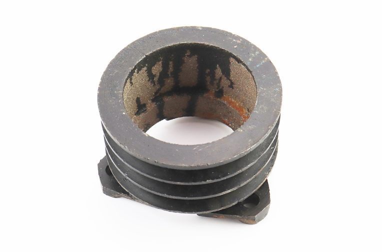 Шків 3-х пазний D-130mm (три пази під ремінь SPB) Lотв.-107mm