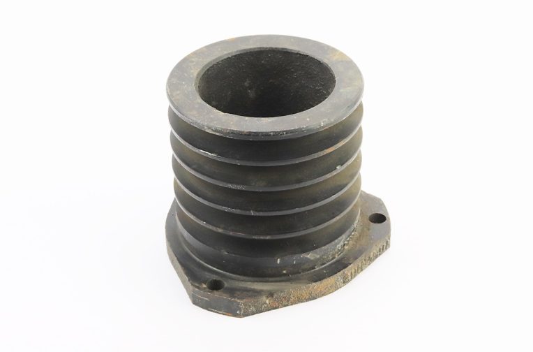 Шкив 5-ти ручейковый D-130mm (пять пазов под ремень SPB) Lотв.-137mm