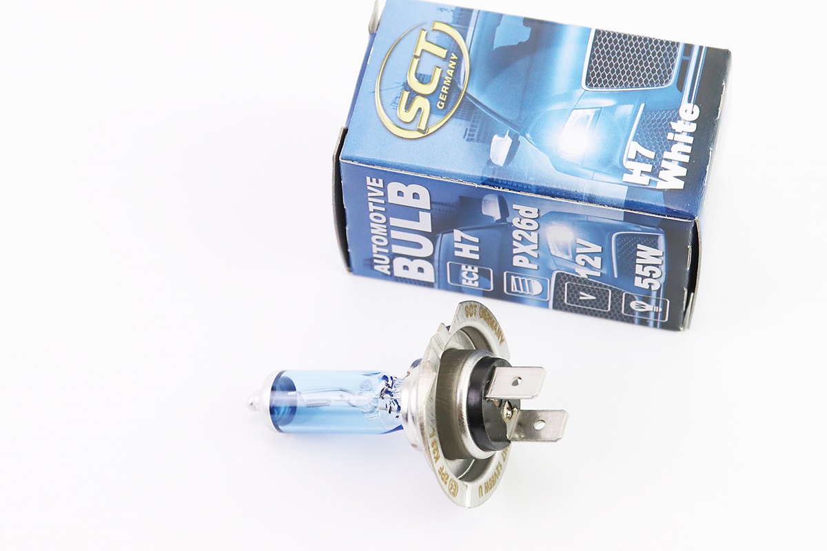 Лампа фари галоген H7 12V 55W PX26D Super White