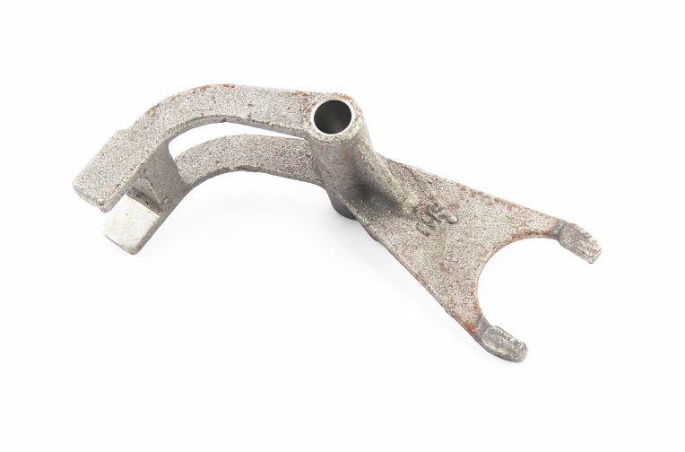 Вилка перек. під/пониж шестерні “широка” 101-2