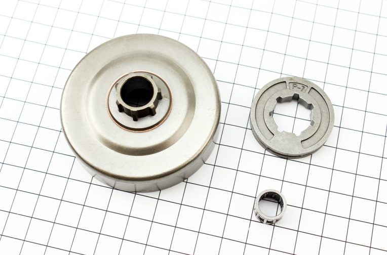 Тарелка сцепления + звезда 3/8-7 MS-170/171/180/181/190T/191T/210/211/230/250 + подшипник