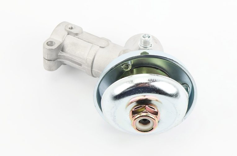 Редуктор нижній D-26mm, 4Т (кріплення ножа – гайка)