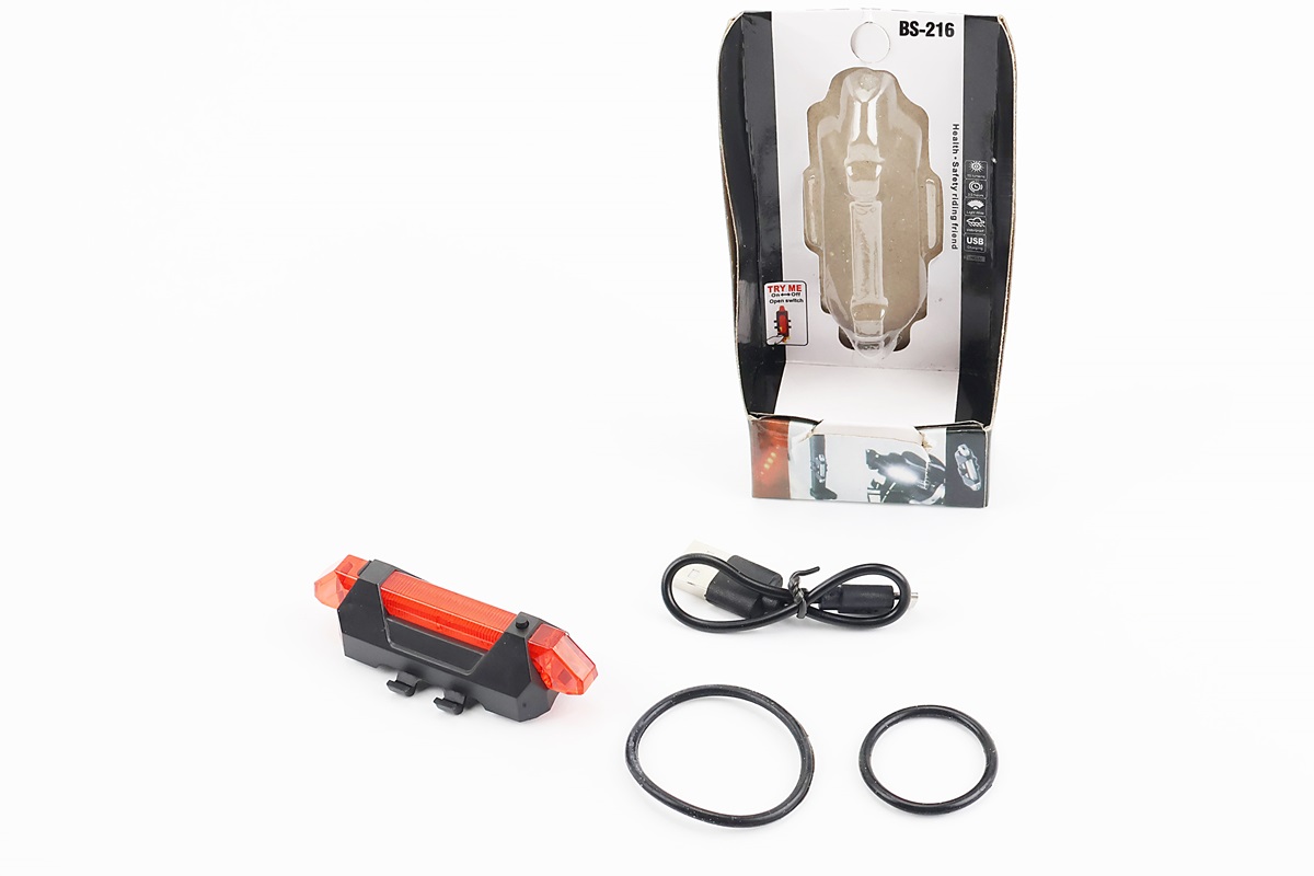 Ліхтар задній 5 діодів 15 lumen, Li-ion 3.7V 330mAh зарядка від USB, вологозахисний, BS-216/DС-918
